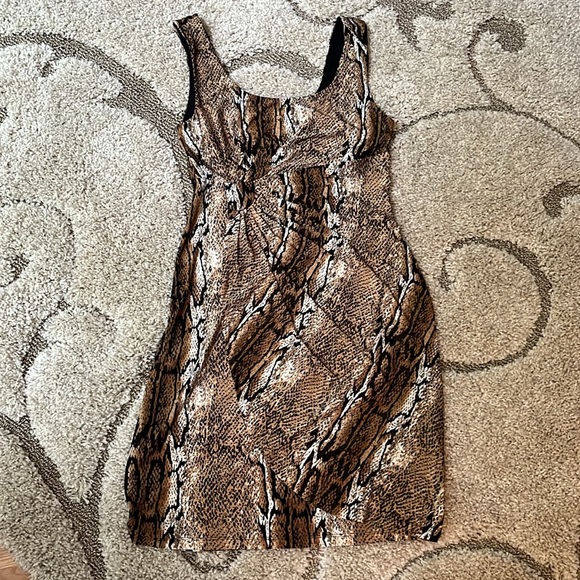 CONNECTED APPAREL Leopard Animal Print Sleeveless Dress NWOT - Picture 8 of 12